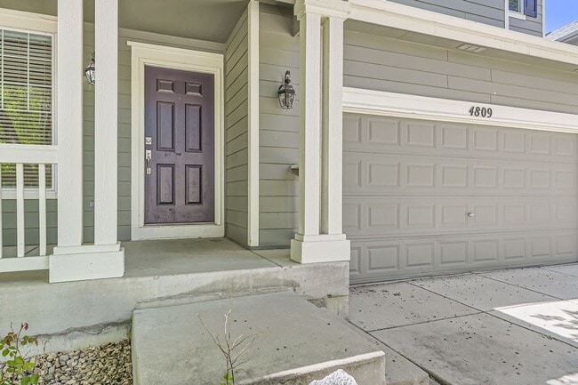 Building Photo - 4809 Lucca Dr