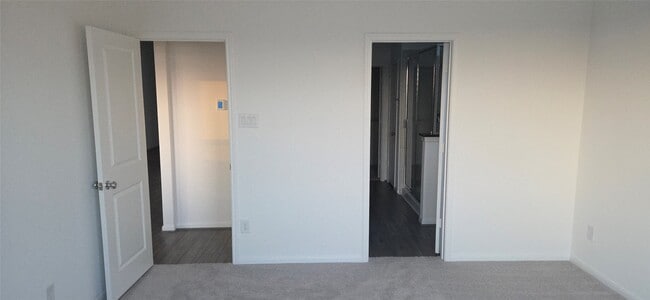 Building Photo - 21827 Black Tulip Ln