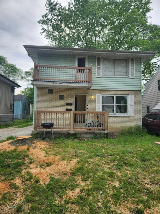 Building Photo - 5165-5167 N 45th St
