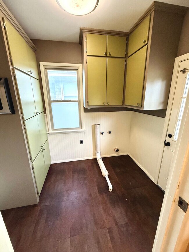 Building Photo - Beautiful Corner-Lot 3BD 1BA Home in Belle Isle Area!!