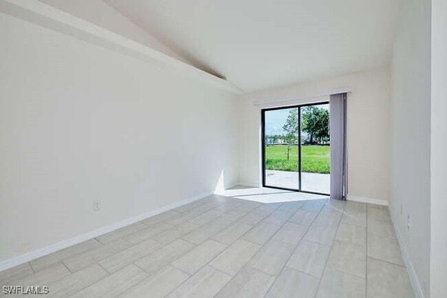 Building Photo - 1303 SE 8th Pl