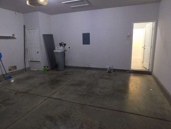 Building Photo - 20719 Cape Coral