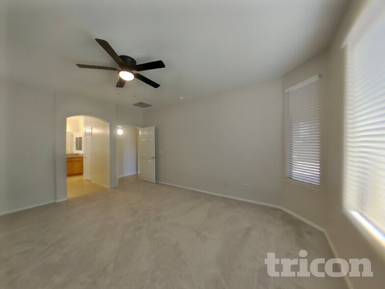 Building Photo - 43207 Lindgren Dr