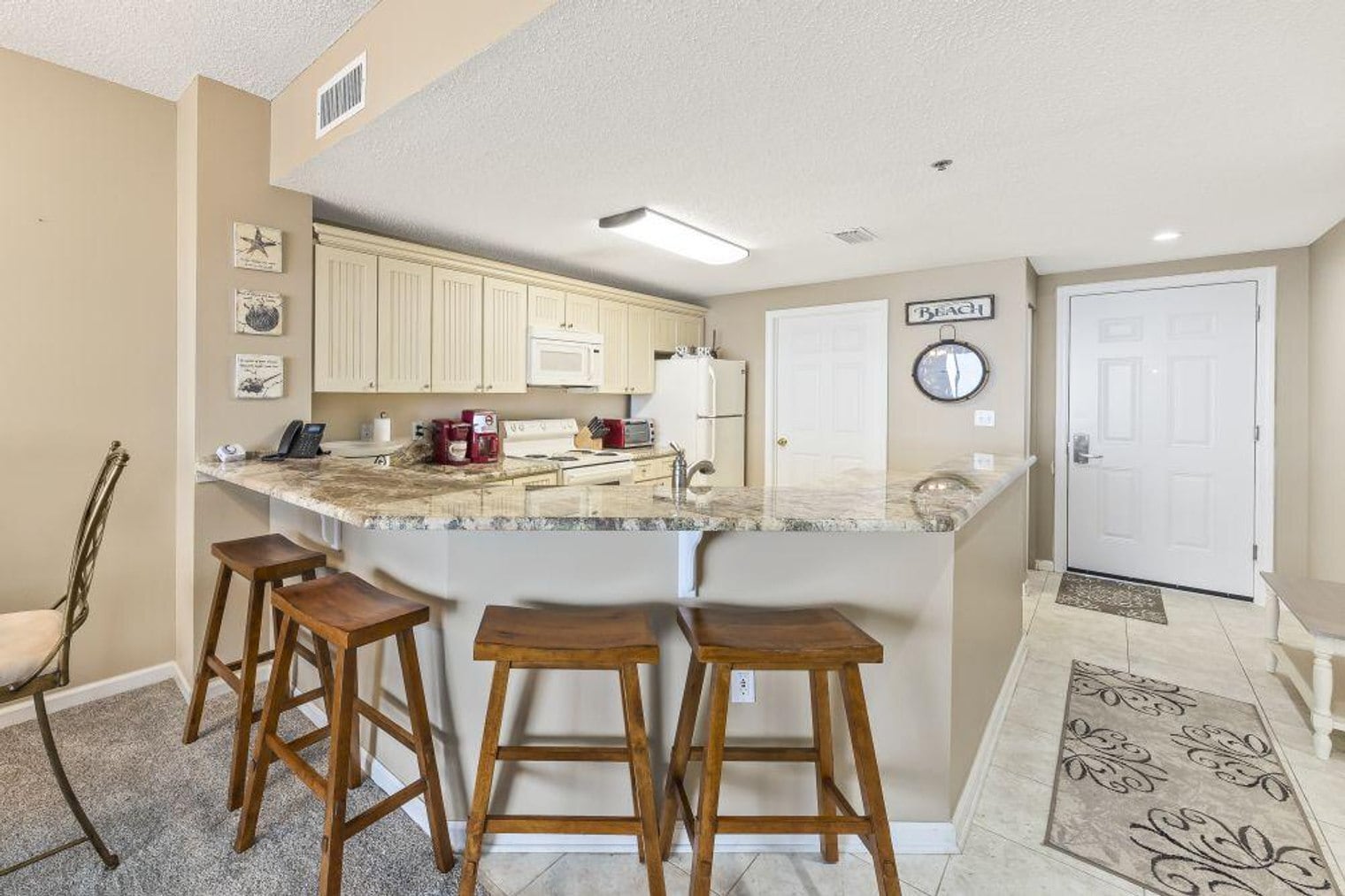 Building Photo - 651 Beach Club Trail