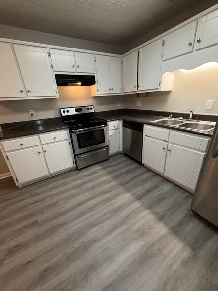 Building Photo - 125 Warren Way