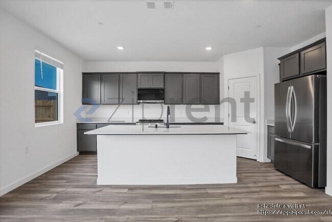 Building Photo - 4654 Sami Jo Dr