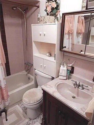 Building Photo - 46 Highview Dr