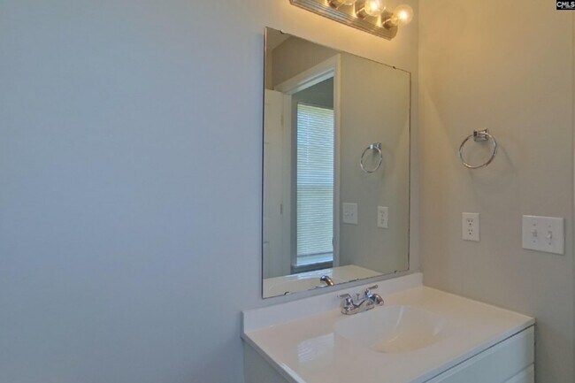 Building Photo - 432 Cape Jasmine Way