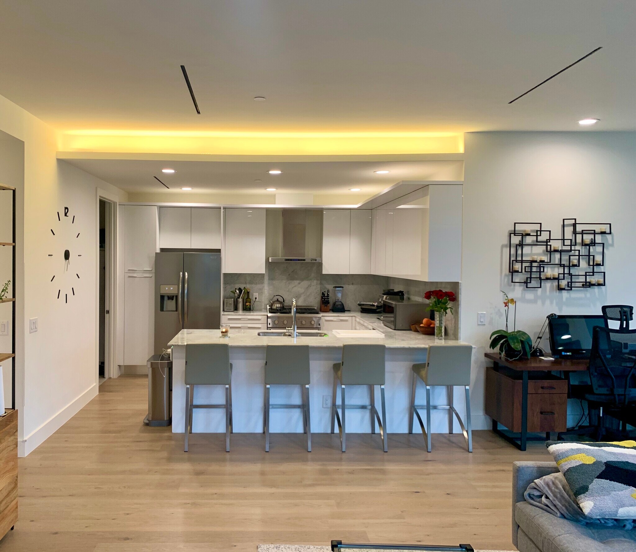 Building Photo - 3923 Cole Ave