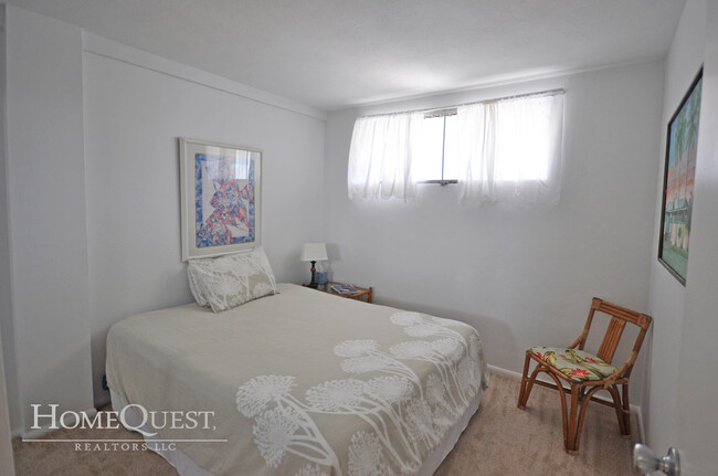 Building Photo - Fully Furnished Meridian East 2BR / 1.5BA ...