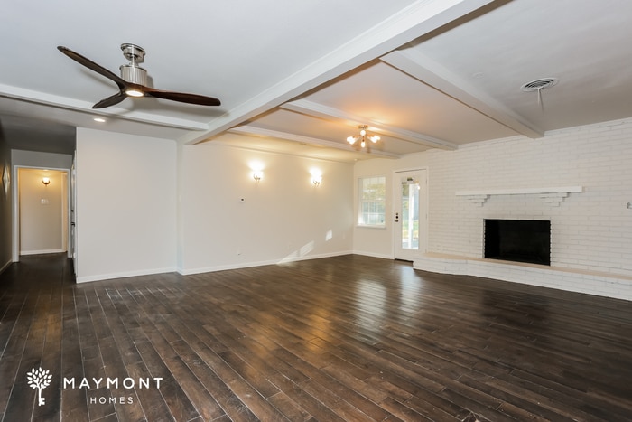 Building Photo - 2316 Lynnhaven Rd