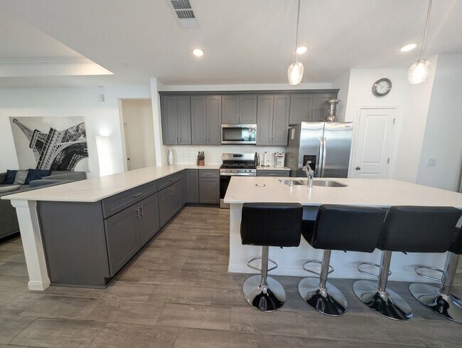 Building Photo - 18122 Sonresa Wy