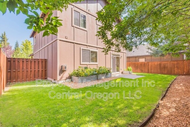 Building Photo - 20269 Knightsbridge Pl