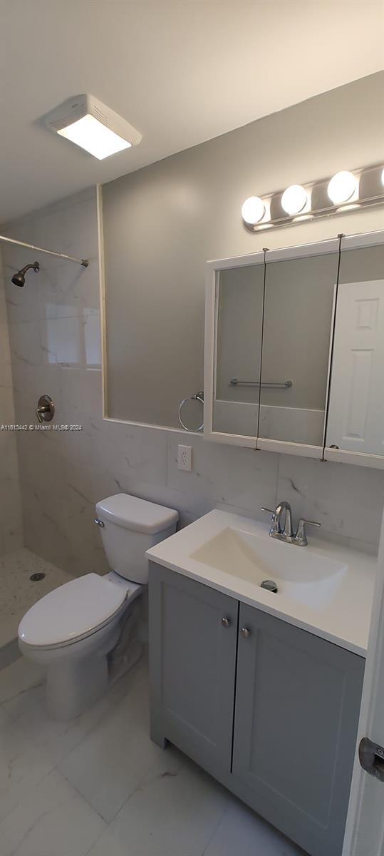 Building Photo - 2526 Taylor St