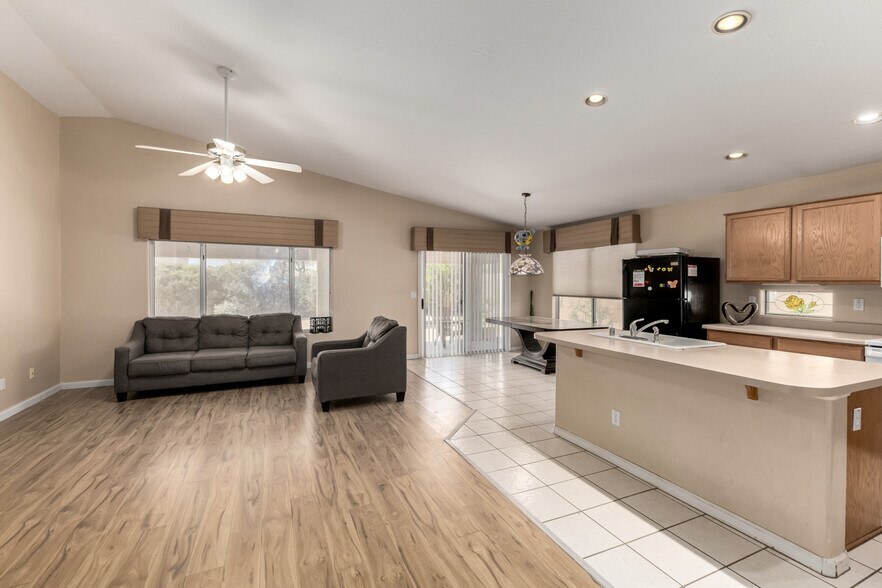 Building Photo - 22016 N 66th Ln