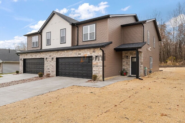 Building Photo - 5788 Adams St