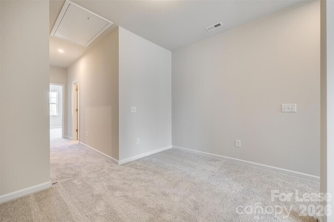 Building Photo - 229 Brks Spgs Dr