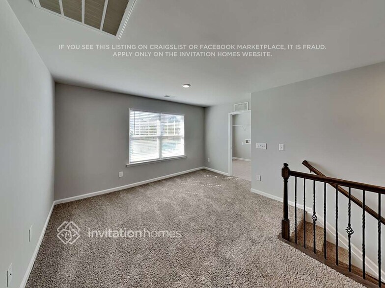 Building Photo - 16711 Cozy Cove Rd