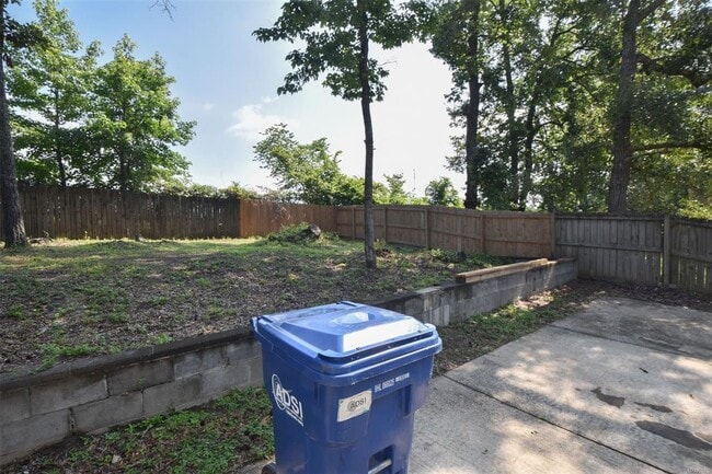 Building Photo - 109 Mountain Laurel Rd