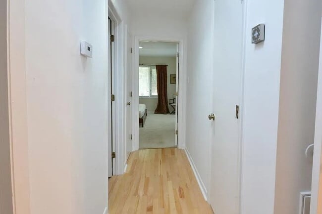 Building Photo - 124 Twisted Oak Pl
