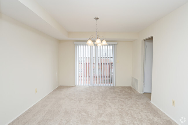 Interior Photo - Pickwick Apartments