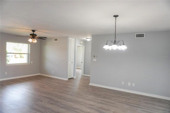 Building Photo - 6524 Hillside Ave