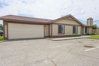 Building Photo - Spacious Single-Story 3-Bedroom Condo with Private Patio and 2-Car Garage