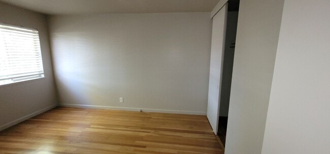 Building Photo - 133 Forest Hill Dr