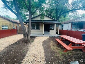 Building Photo - Newly Renovated Beautiful Home Close to So...