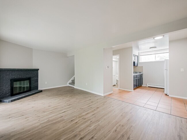 Building Photo - Peaceful Living in the Heart of White Lake