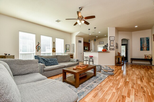 Building Photo - 15462 Signal Ridge Way