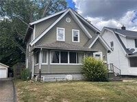 Building Photo - 1438 Redwood Ave