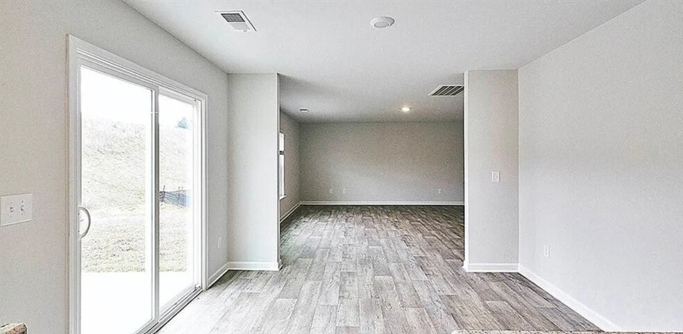 Building Photo - 4710 Black Frst Dr