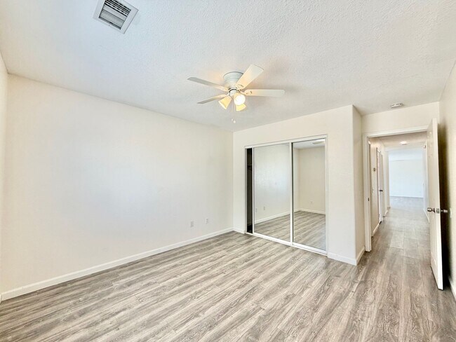 Building Photo - 57826 Joshua Ln