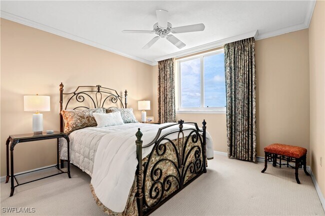 Building Photo - 7515 Pelican Bay Blvd