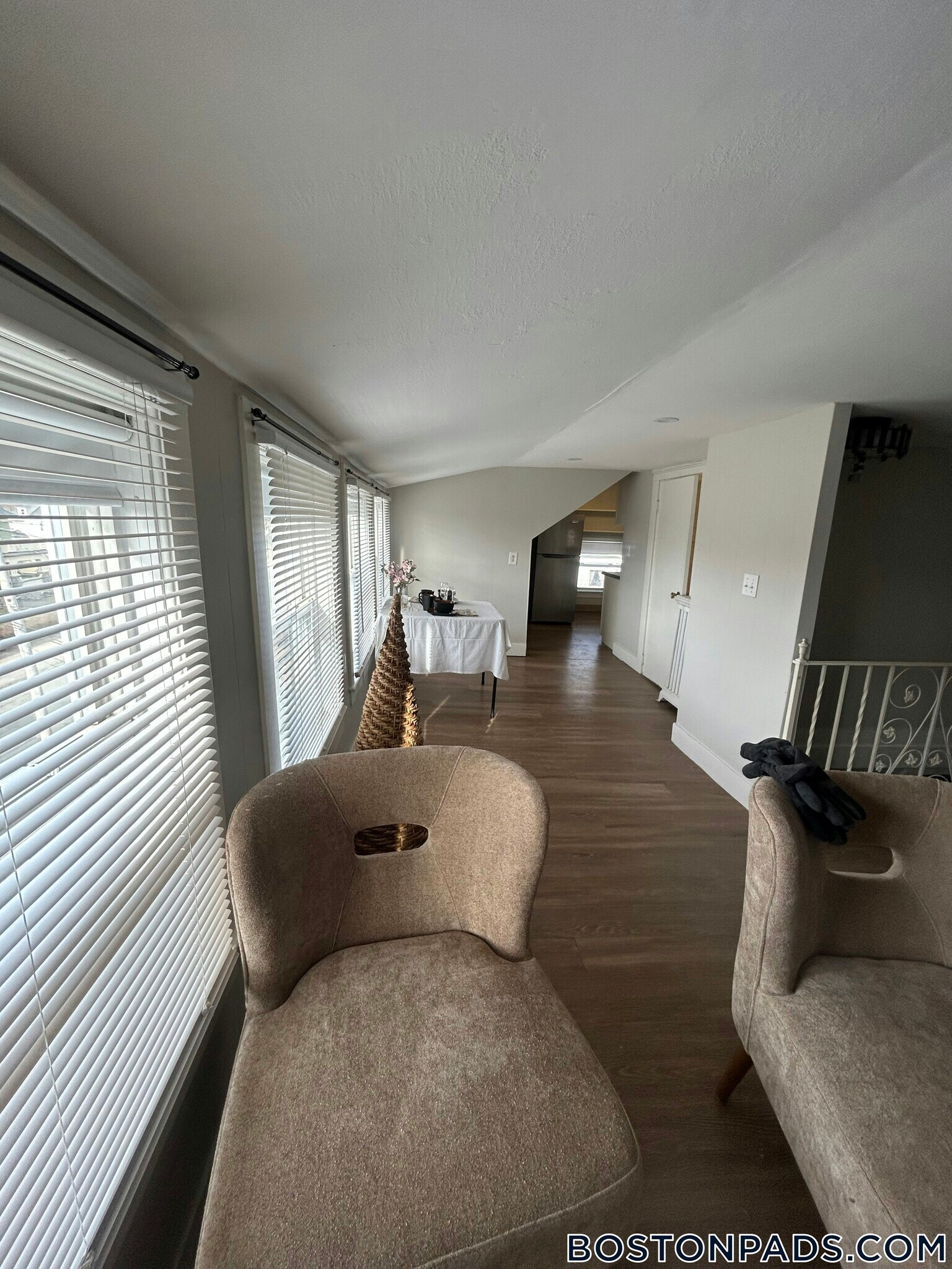 Building Photo - 40 Warren Ave