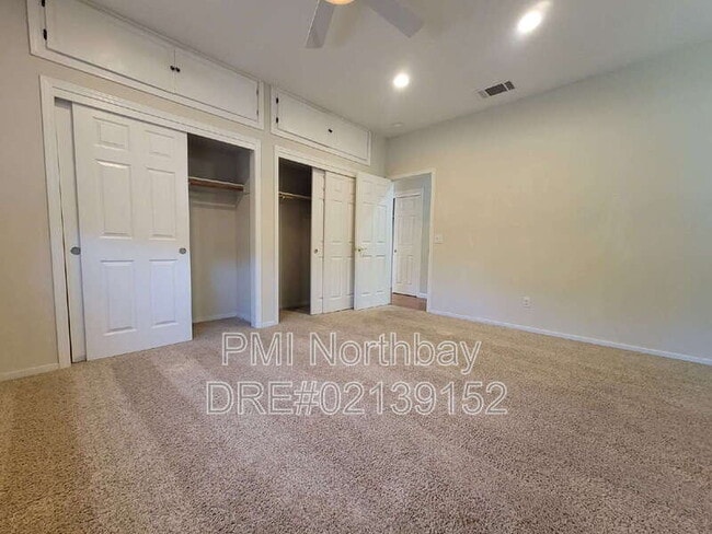 Building Photo - 746 Palermo Dr