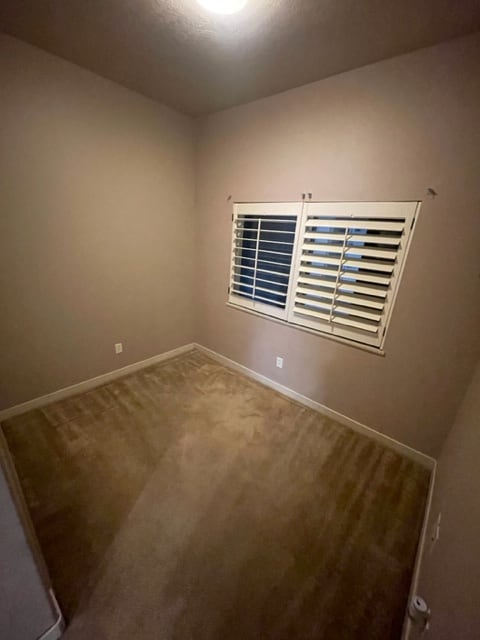 Building Photo - 725 S 200 W