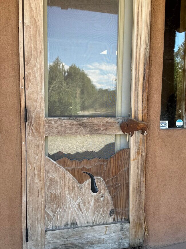 Building Photo - 4210 Ravine Rd