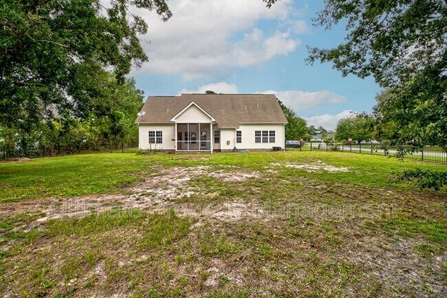 Building Photo - 118 Long Leaf Dr
