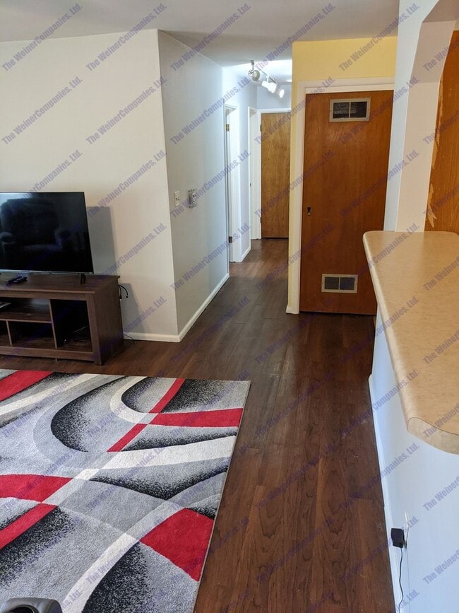 Building Photo - Now leasing!!!