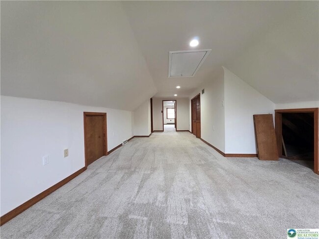 Building Photo - 1645 Mark Twain Cir