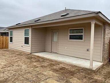 Building Photo - 340 Escondido Cir