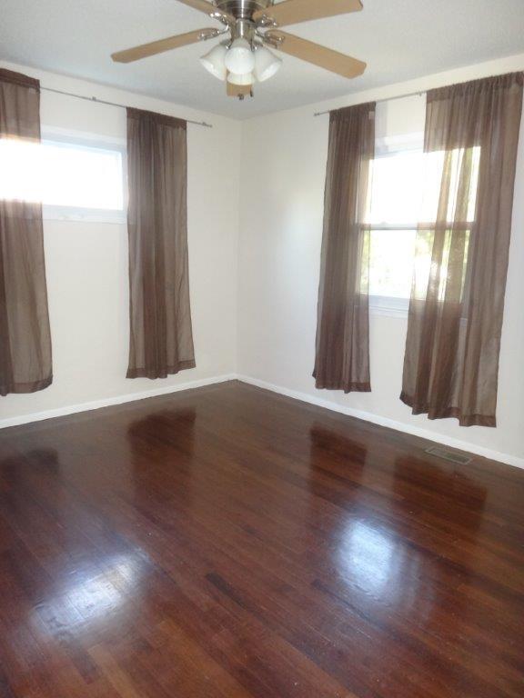Building Photo - Great 3 bedroom with full basement!