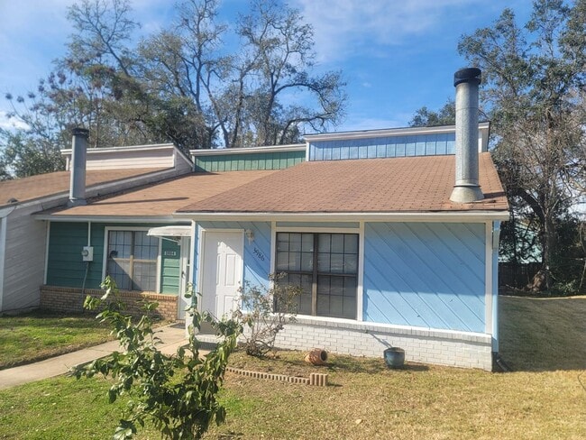 Building Photo - 3986 Breezee Ct