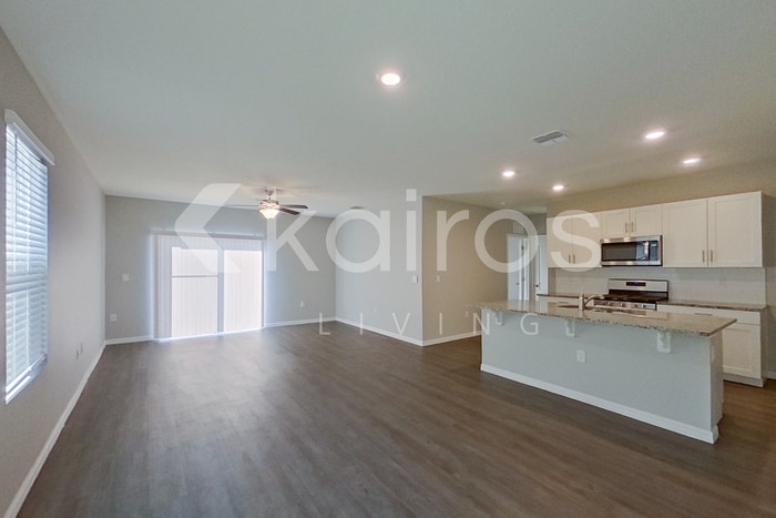 Building Photo - 32134 Katelin Cir