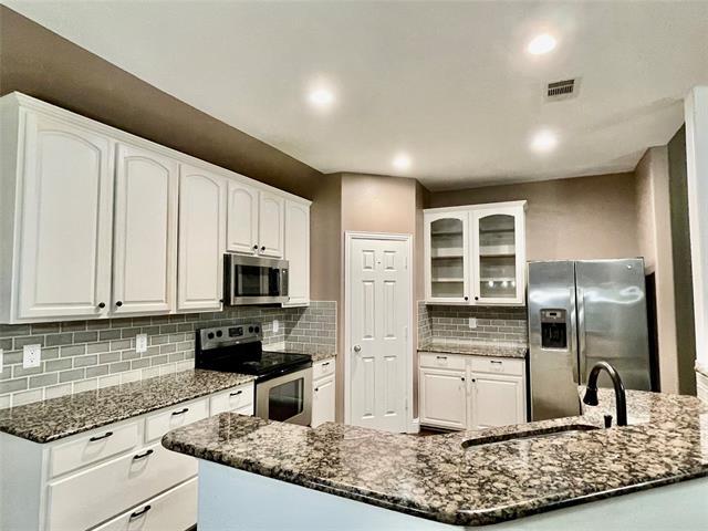 Building Photo - 10264 Fireside Ln
