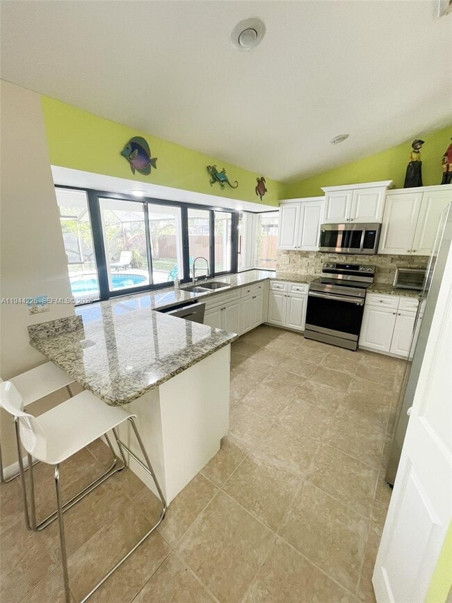 Building Photo - 357 NE Gulfstream Ave