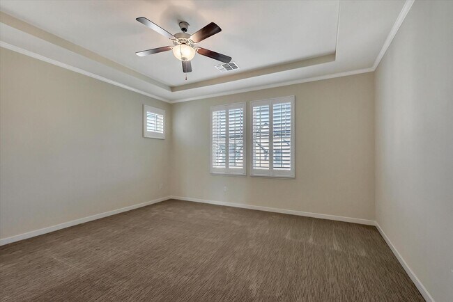 Building Photo - WOW! GREAT HOME! Mountain View!