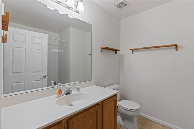 Building Photo - 95 Tattersall Dr